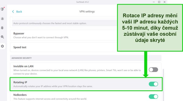 Sn&iacute;mek obrazovky rozhran&iacute; Windows Surfshark zobrazuj&iacute;c&iacute; zapnut&eacute; ot&aacute;čen&iacute; IP