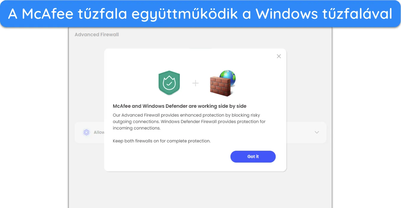 K&eacute;pernyők&eacute;p, amelyen a McAfee tűzfala a Windows tűzfal&aacute;val műk&ouml;dik egy&uuml;tt.