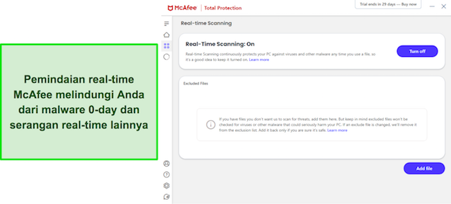 Ulasan antivirus McAfee menampilkan menu pemindaian waktu nyata dalam bahasa Inggris.