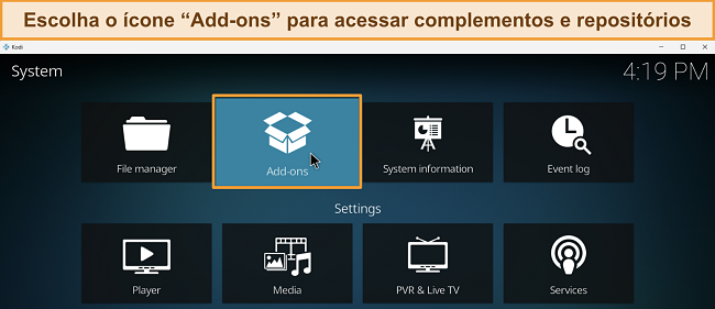 Captura de tela do menu de configura&ccedil;&otilde;es do Kodi com a op&ccedil;&atilde;o Complementos destacada.
