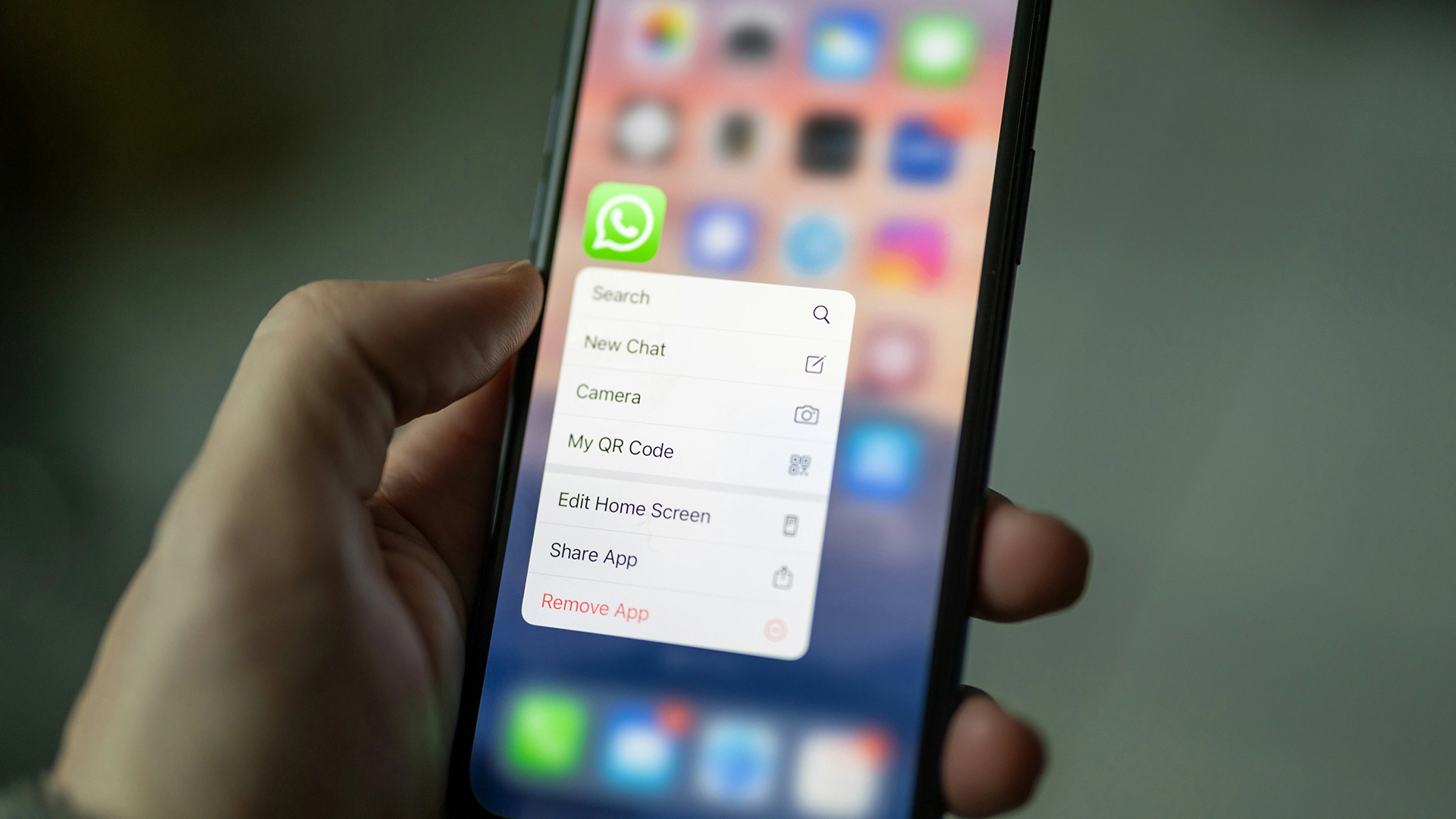 Low-Cost Phones Come With Fake WhatsApp That Steals Crypto