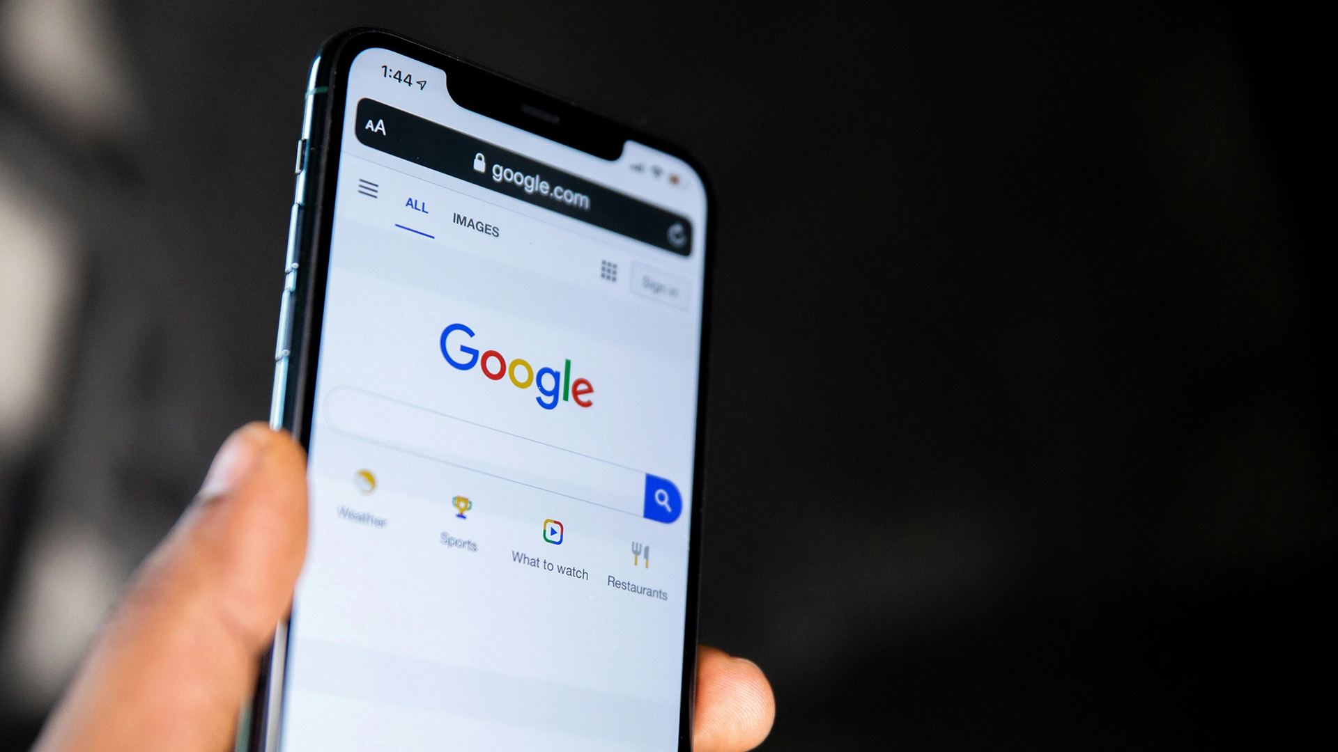 Google Adds AI Summaries To Discover Feed