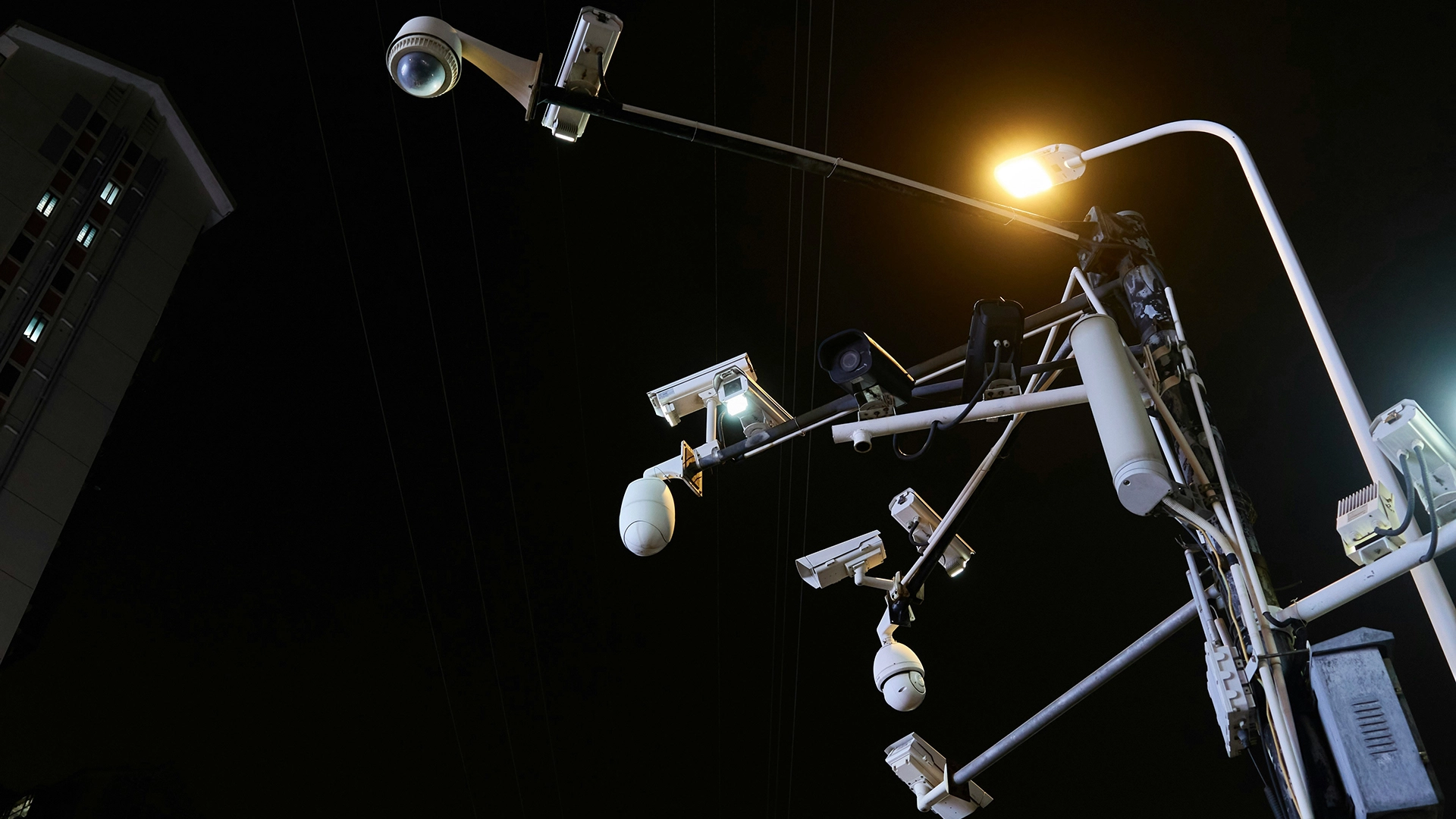 CBP Quietly Used Flock&rsquo;s Camera System For Nationwide Vehicle Tracking