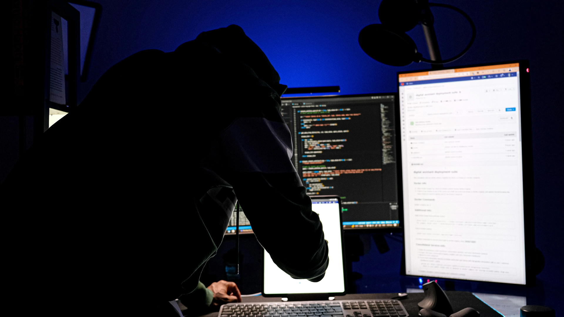 BRICKSTORM Malware Hits U.S. Tech, Law, and SaaS Firms